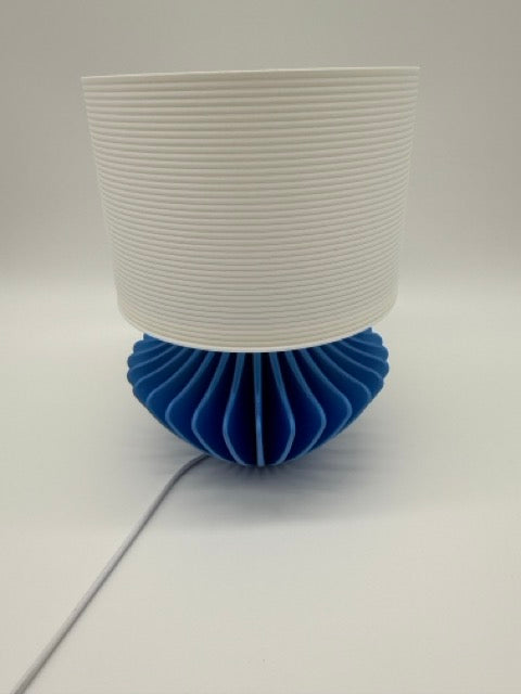 Premium Modern Table Lamp 'Geo' with Blue Geometric Base and White Ribbed Shade - Atmospheric Lighting - Image 5