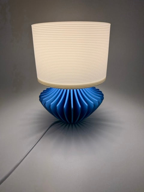 Premium Modern Table Lamp 'Geo' with Blue Geometric Base and White Ribbed Shade - Atmospheric Lighting - Image 6